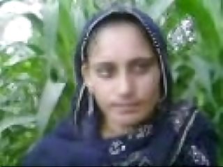 Outdoor-pakistani-hardcore